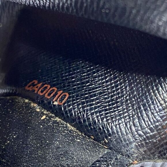 Authentic Louis Vuitton Vintage 2000 Black Epi Leather 6 Key Case - Picture 8 of 12